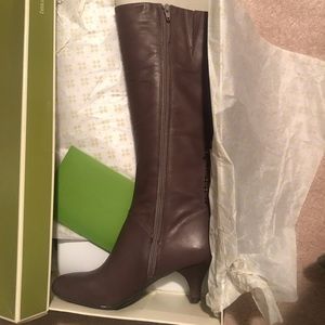 Naturalizer Dinka leather boot NWT Size 8.5